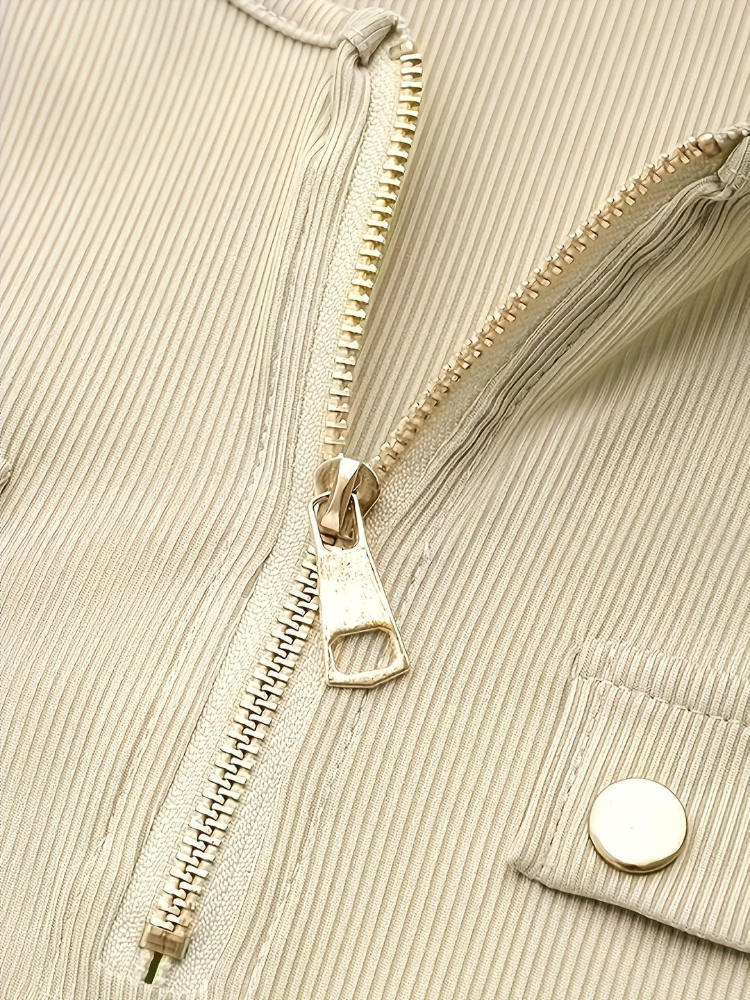 Priscilla | Ribbed Zip-Neck Top